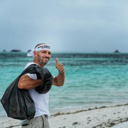 Molar Wave Hotel Himmafushi Buitenkant foto